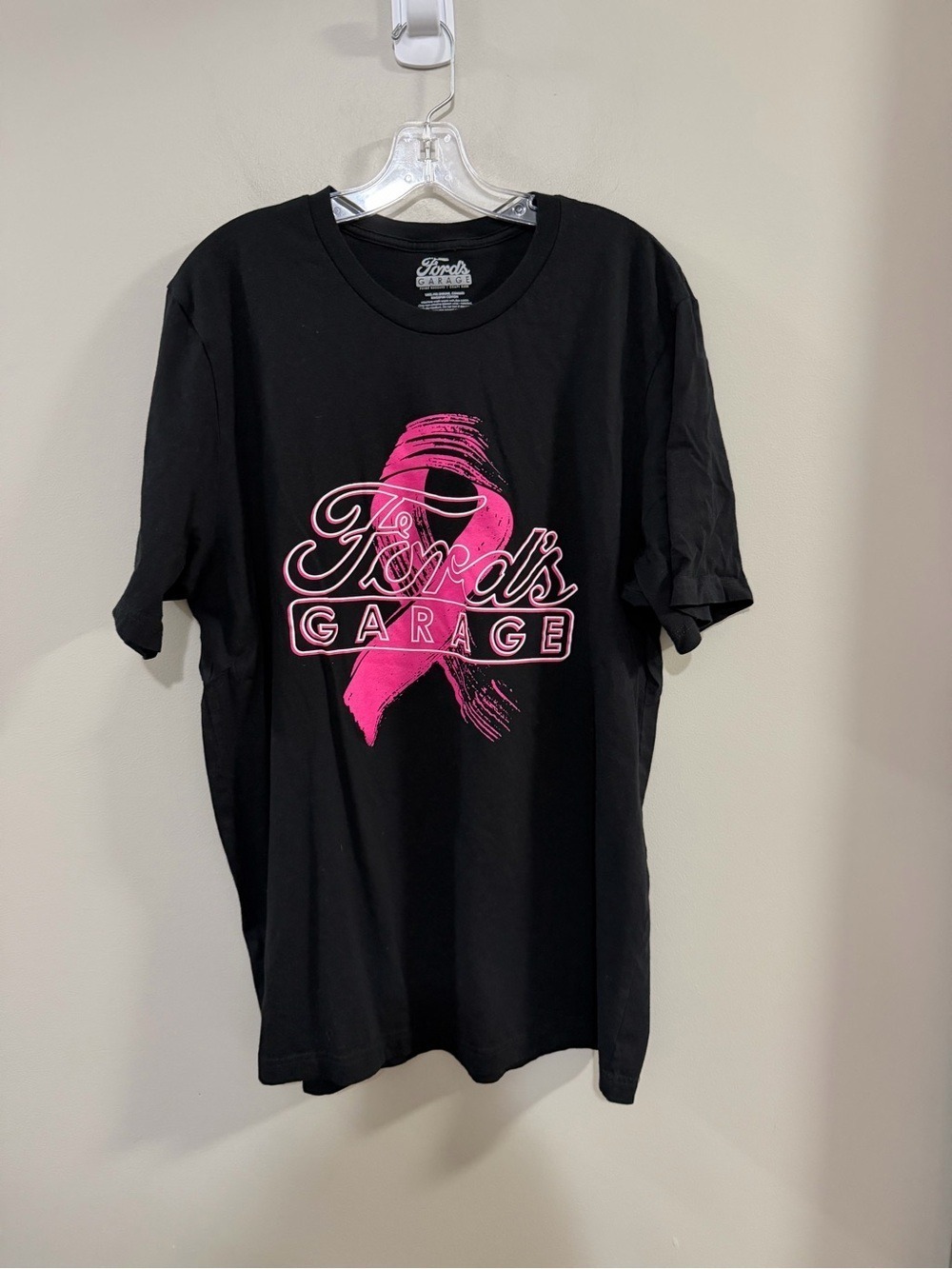 Breast Cancer Awareness Tee Ford's Garage Restaurant. Real Help Now. Size XXL
